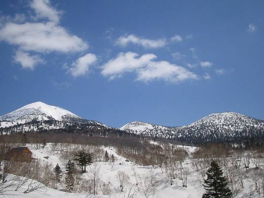 八甲田山（日本青森县的景区）