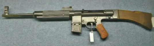 StG45突击步枪