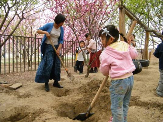 李跃儿芭学园