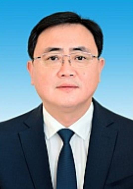 黄春年（江苏省镇江市人民政府副市长、党组成员）