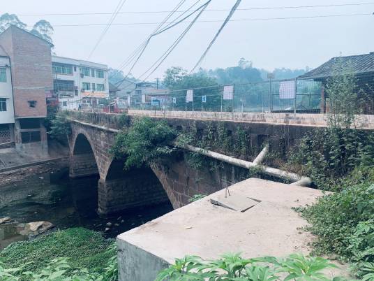 观音桥（四川省自贡市富顺县福善镇观乐场口境内的一座桥梁）