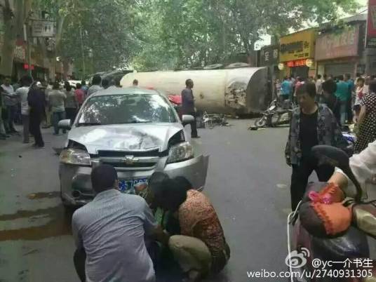 5·25偃师油罐车失控事故