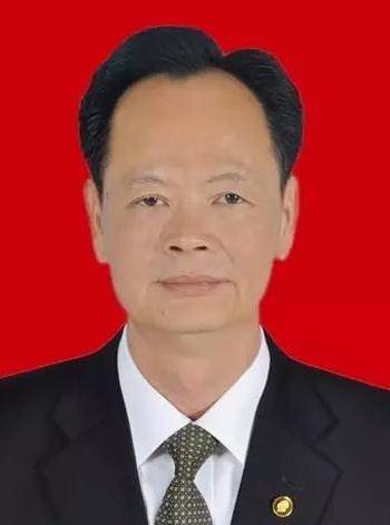 李水华（广东省第十四届人民代表大会农村农业委员会主任委员）