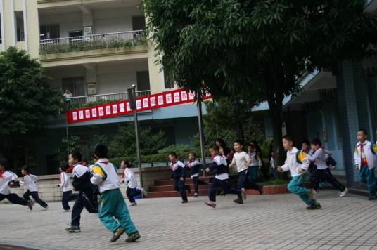 新港路小学