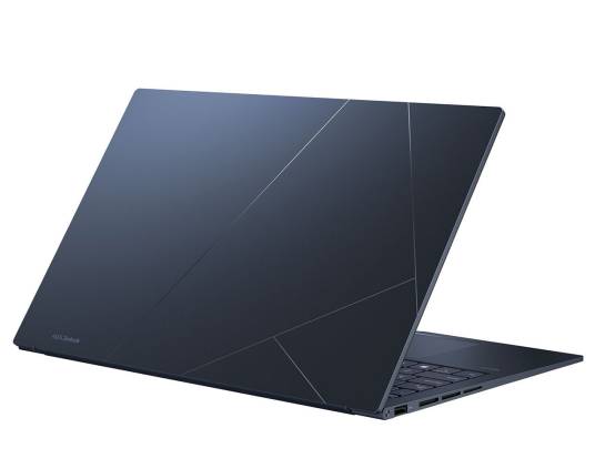 华硕Zenbook 15 OLED