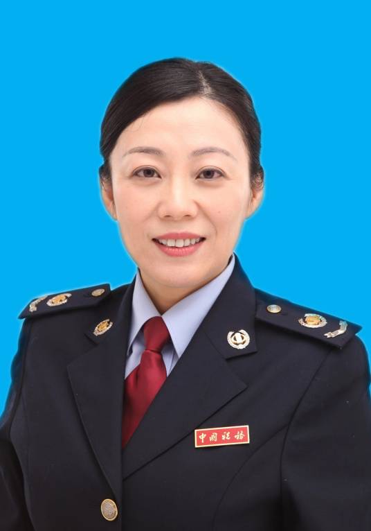 万梅（国家税务总局成都市税务局党委委员，国家税务总局四川天府新区成都管理委员会税务局党委书记、局长）