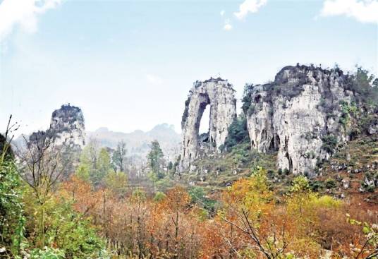 狮子山（贵州省毕节市狮子山）