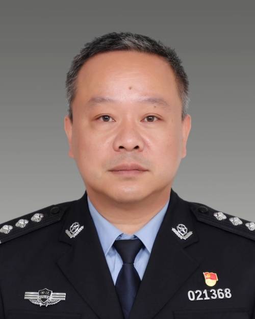 吴志杰（宁波市公安局海曙分局巡（特）警大队教导员）