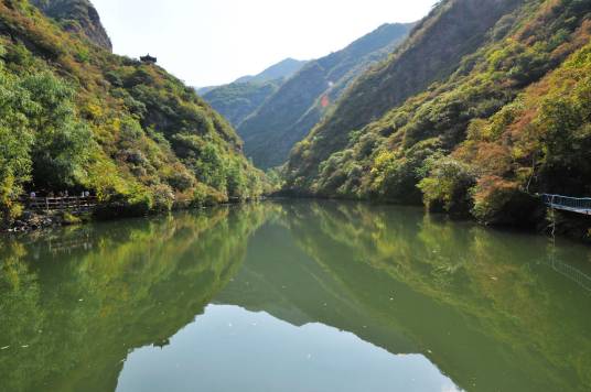 双龙峡东山市级森林公园