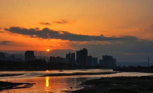 雨亭村（广东省陆丰市甲东镇下辖村）